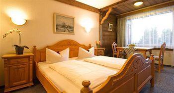 Hotel Quellenhof 洛伊塔施 外观 照片