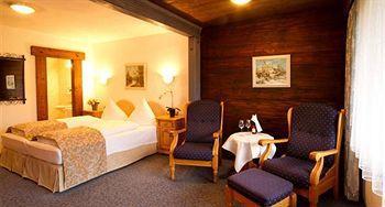 Hotel Quellenhof 洛伊塔施 外观 照片