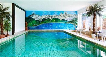 Hotel Quellenhof 洛伊塔施 外观 照片