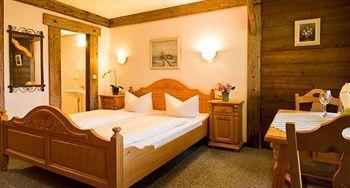 Hotel Quellenhof 洛伊塔施 外观 照片